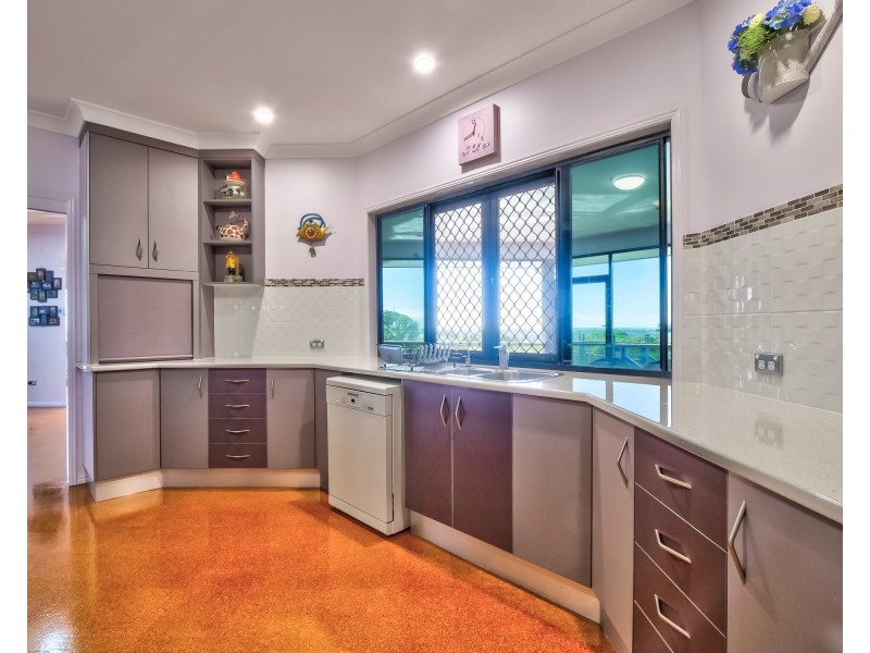 10-12 Doss Court, Urraween QLD 4655