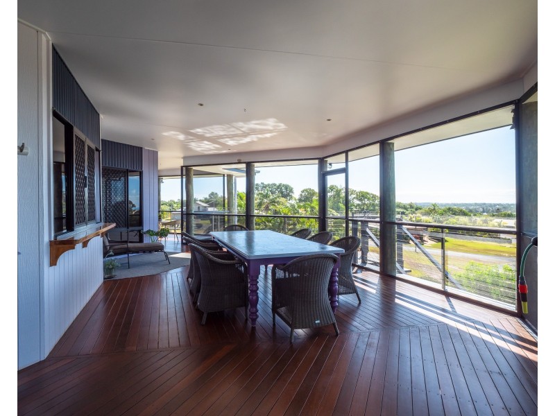 10-12 Doss Court, Urraween QLD 4655