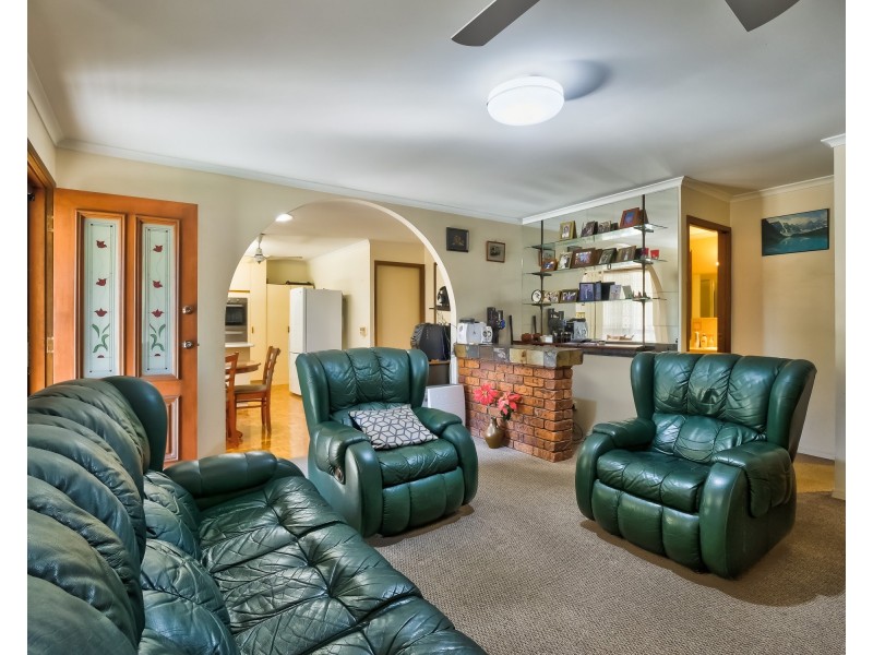 110 Elizabeth Street, Urangan QLD 4655