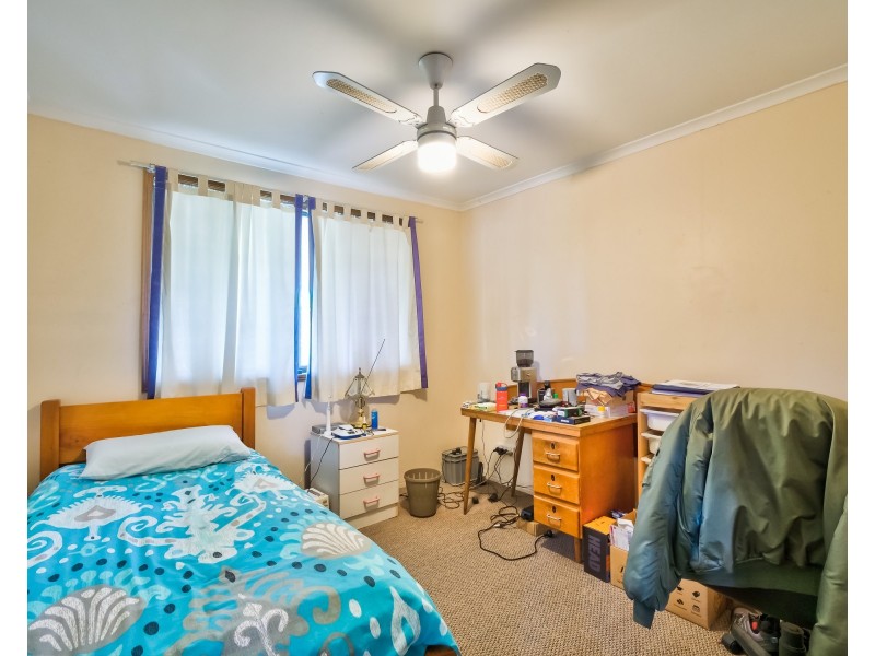 110 Elizabeth Street, Urangan QLD 4655