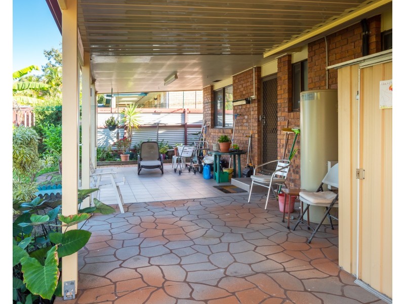 110 Elizabeth Street, Urangan QLD 4655