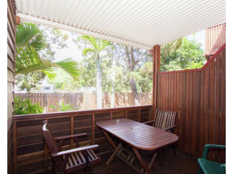 3/651 Esplanade, Urangan QLD 4655