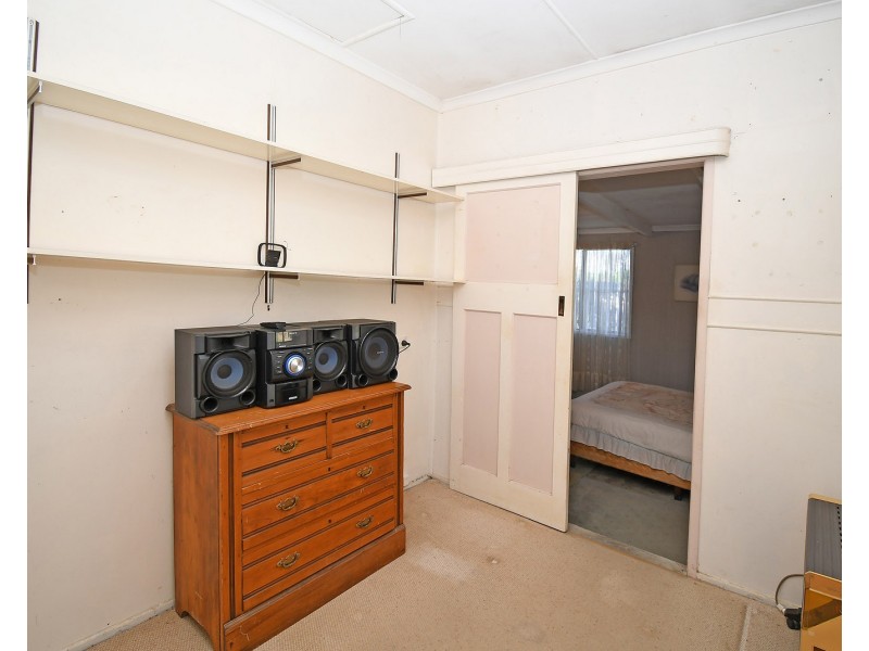 129 Long Street, Point Vernon QLD 4655