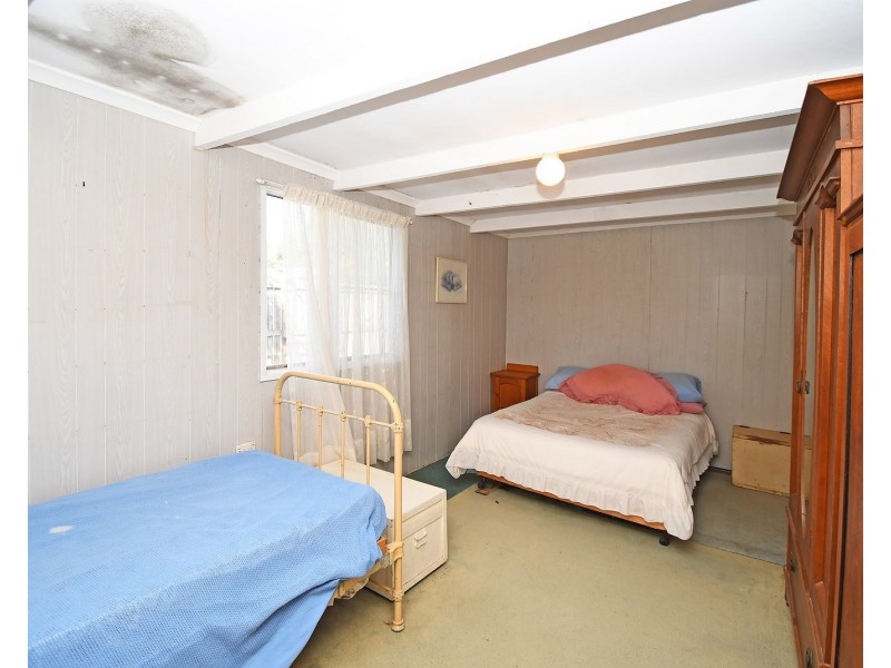 129 Long Street, Point Vernon QLD 4655