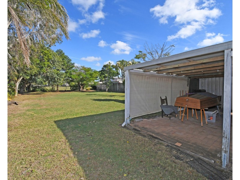129 Long Street, Point Vernon QLD 4655