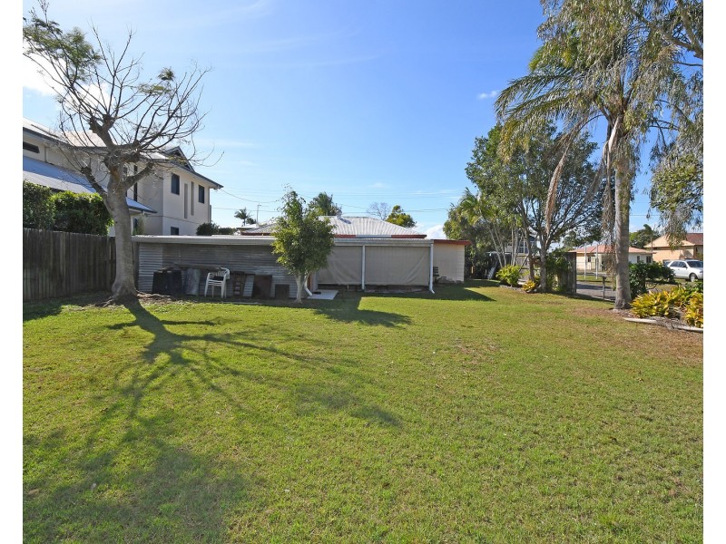 129 Long Street, Point Vernon QLD 4655