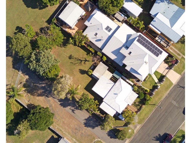 129 Long Street, Point Vernon QLD 4655
