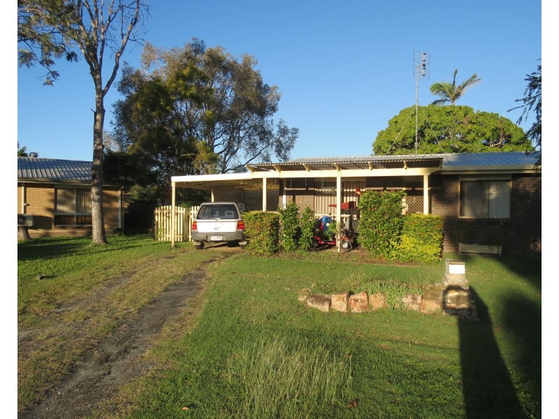 4 Heran Court, Urangan QLD 4655