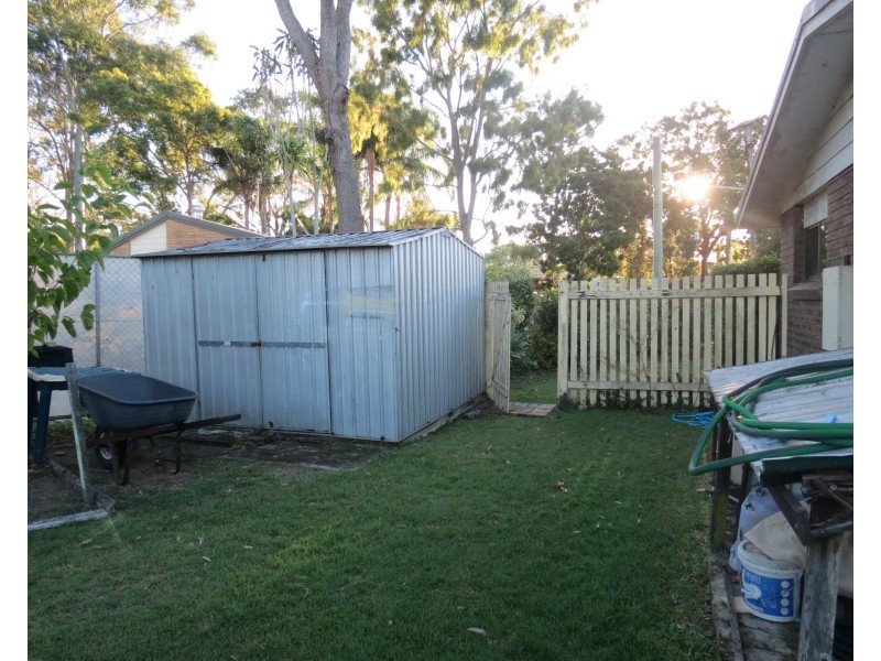 4 Heran Court, Urangan QLD 4655