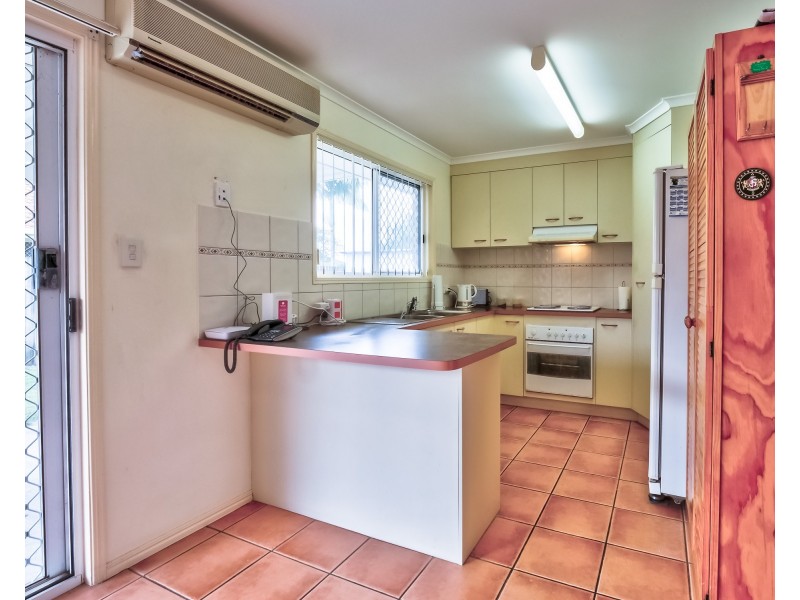 1 Elliot Court, Eli Waters QLD 4655