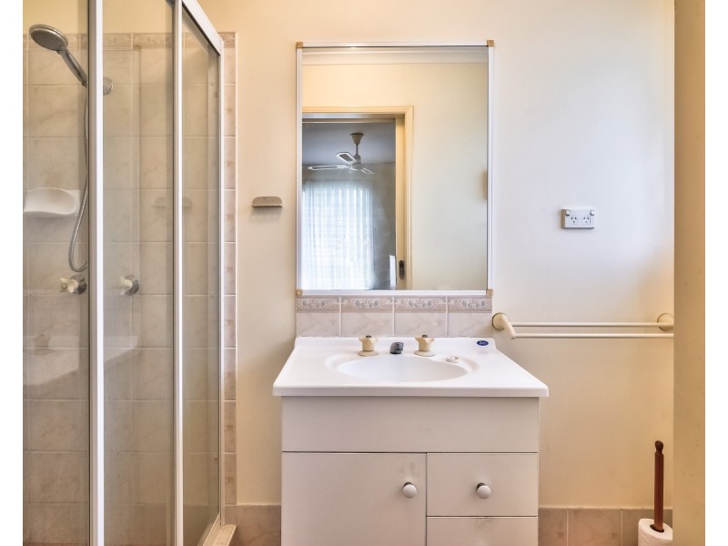 1 Elliot Court, Eli Waters QLD 4655