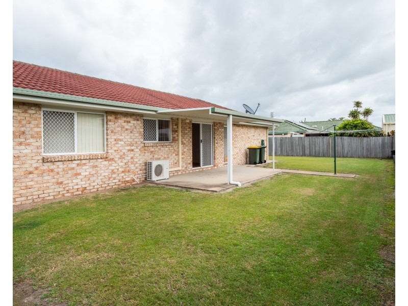 1 Elliot Court, Eli Waters QLD 4655