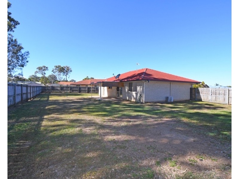 27 Sharyn Court, Point Vernon QLD 4655