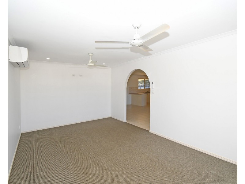 27 Sharyn Court, Point Vernon QLD 4655