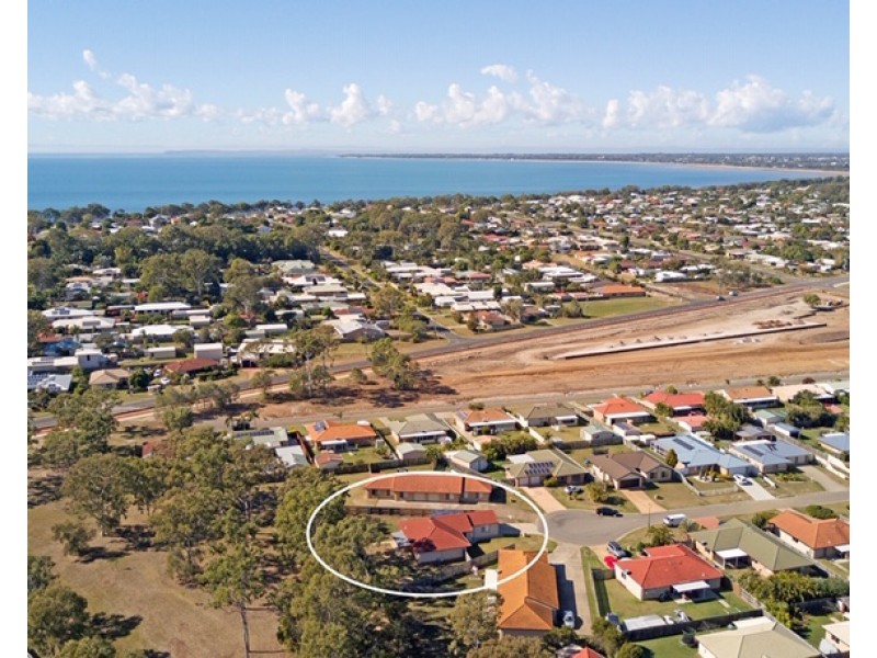 27 Sharyn Court, Point Vernon QLD 4655