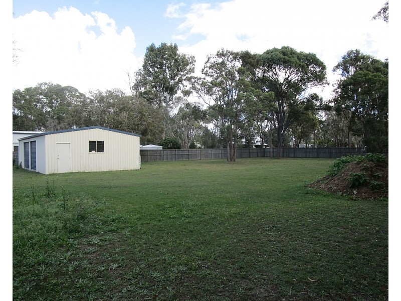 2/12 Ironbark Street, Kawungan QLD 4655