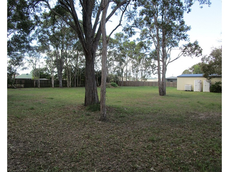 2/12 Ironbark Street, Kawungan QLD 4655