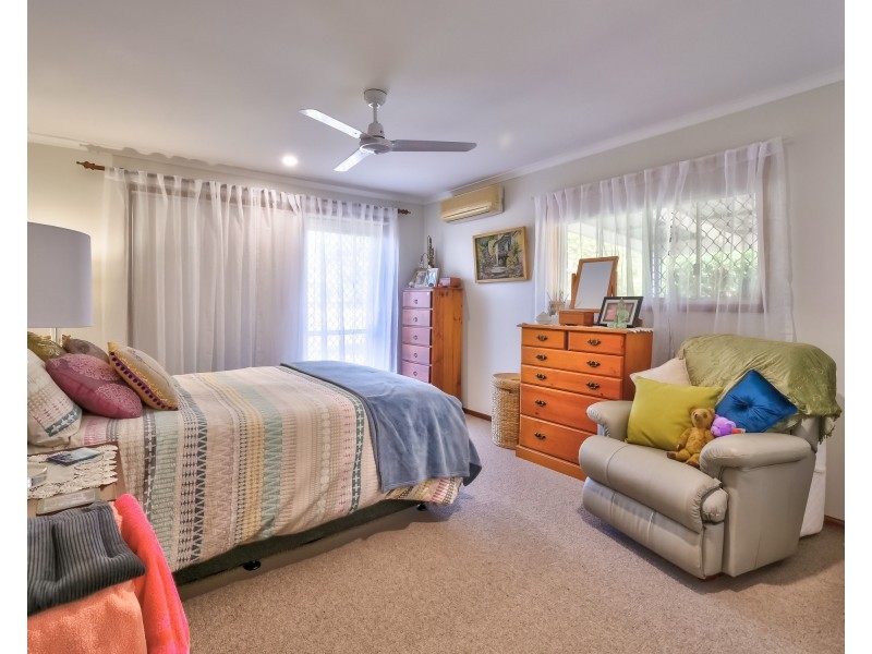 5 Capri Court, Point Vernon QLD 4655