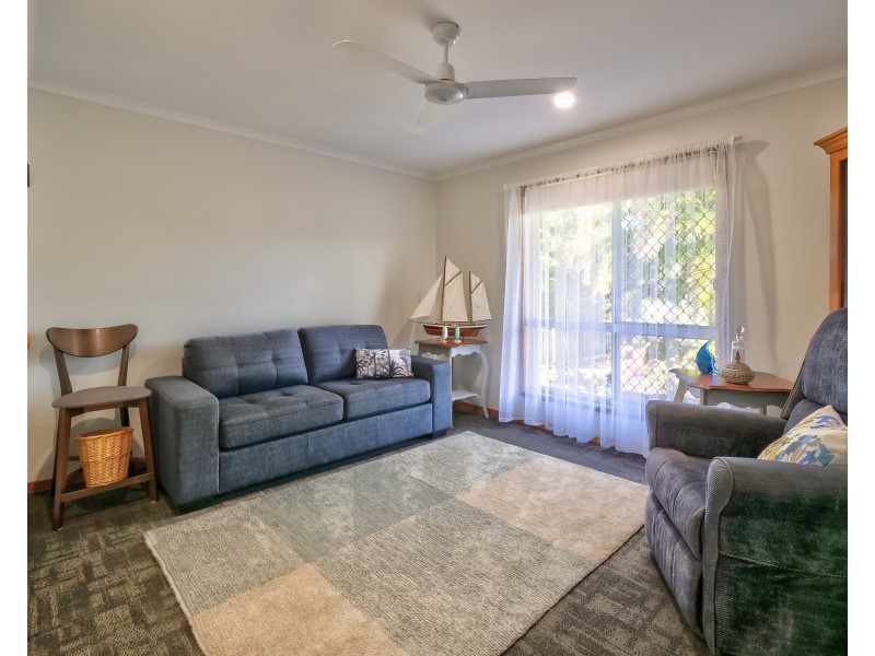 5 Capri Court, Point Vernon QLD 4655