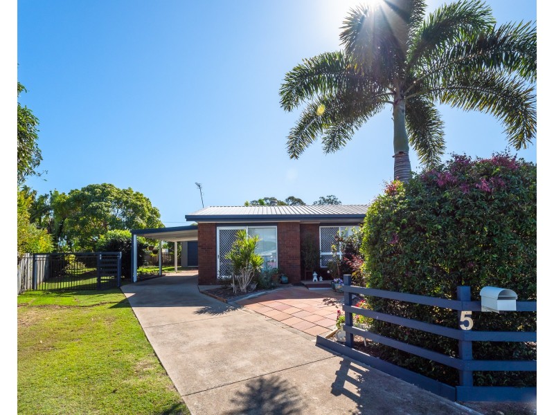 5 Capri Court, Point Vernon QLD 4655
