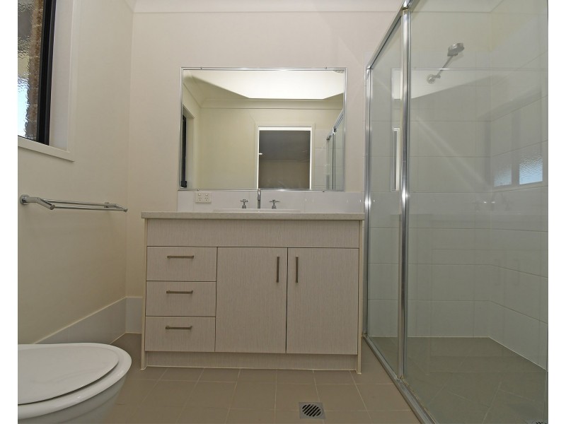 4 Mawson Court, Urraween QLD 4655