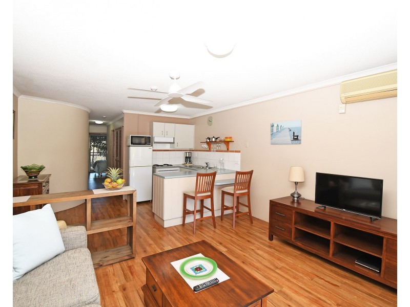 20/386 Esplanade, Torquay QLD 4655