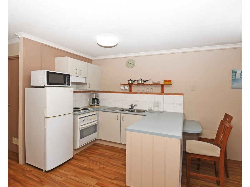 20/386 Esplanade, Torquay QLD 4655