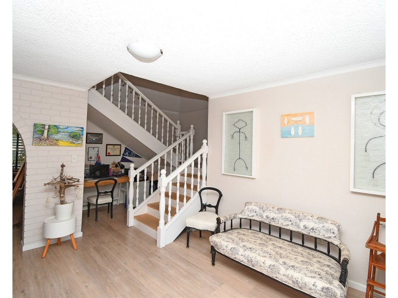 8/372 Esplanade, Scarness QLD 4655