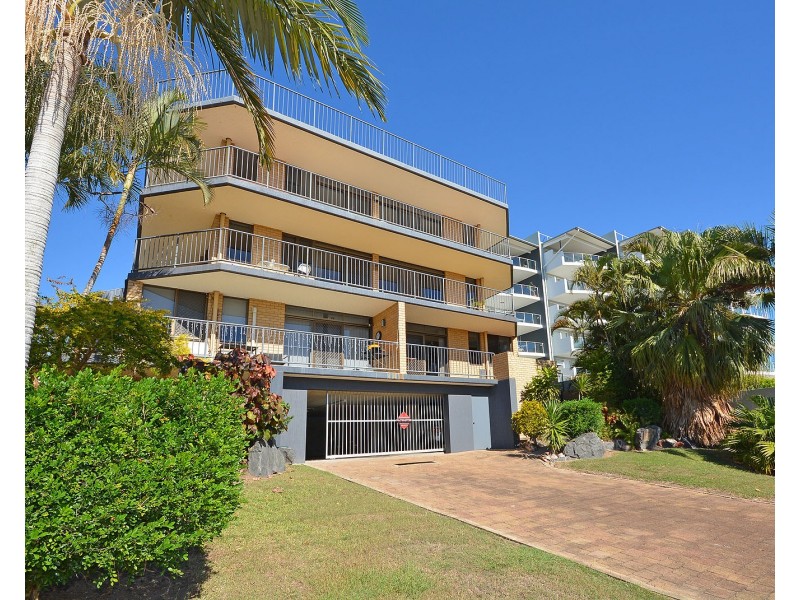 2/242 Esplanade, Pialba QLD 4655