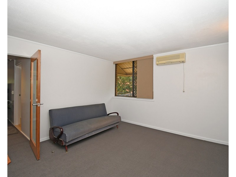 2/242 Esplanade, Pialba QLD 4655