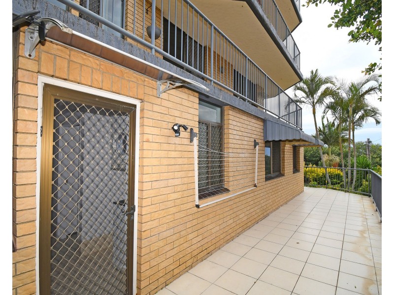 2/242 Esplanade, Pialba QLD 4655