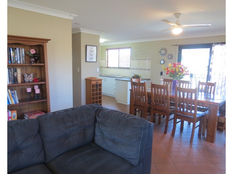 140 Bideford Street, Torquay QLD 4655