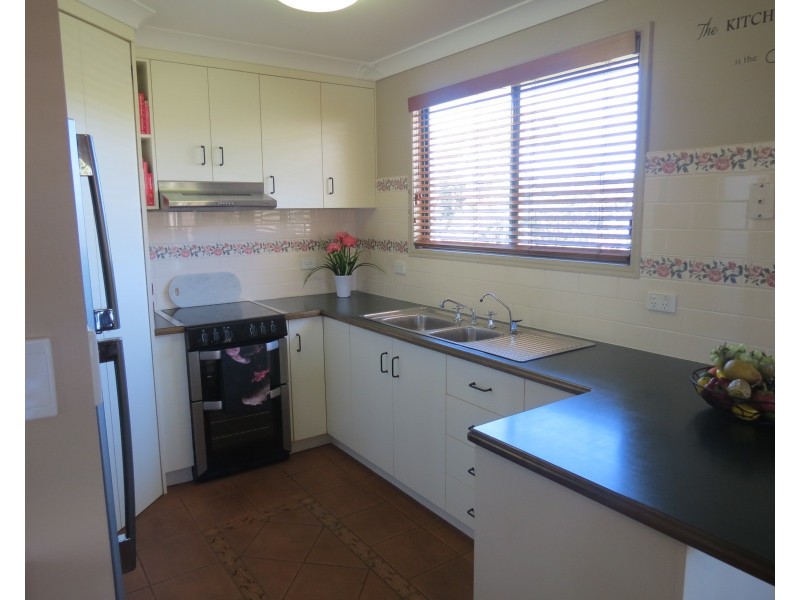 140 Bideford Street, Torquay QLD 4655