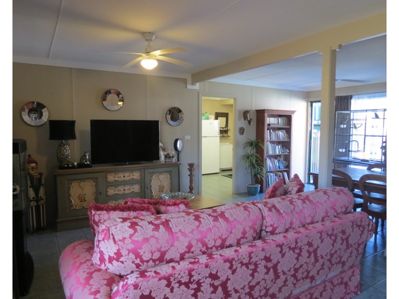 140 Bideford Street, Torquay QLD 4655