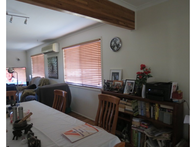 49 William Street, Urangan QLD 4655