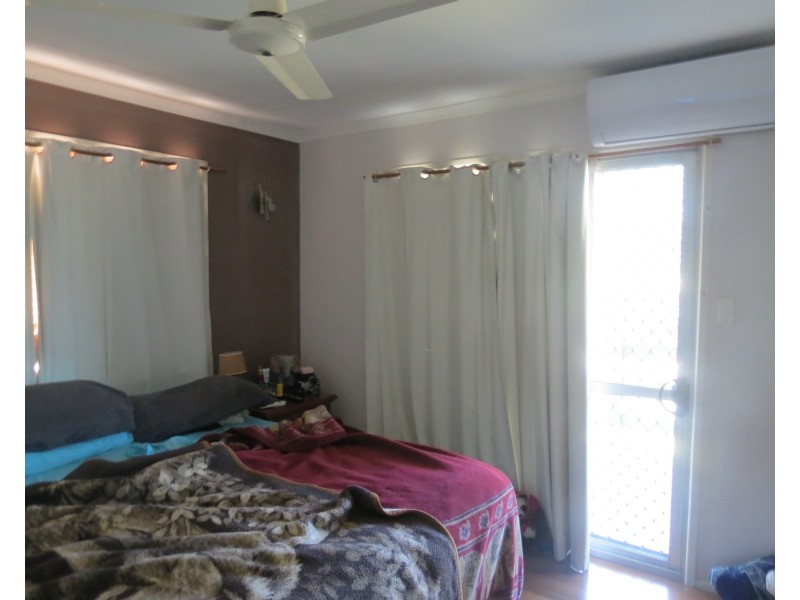 49 William Street, Urangan QLD 4655