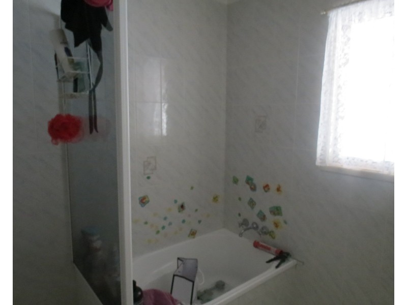 49 William Street, Urangan QLD 4655