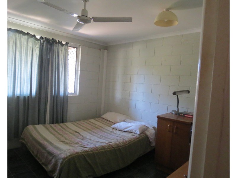 49 William Street, Urangan QLD 4655