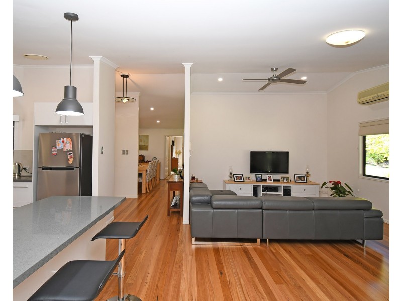 2858 MARYBOROUGH HERVEY BAY ROAD, Sunshine Acres QLD 4655