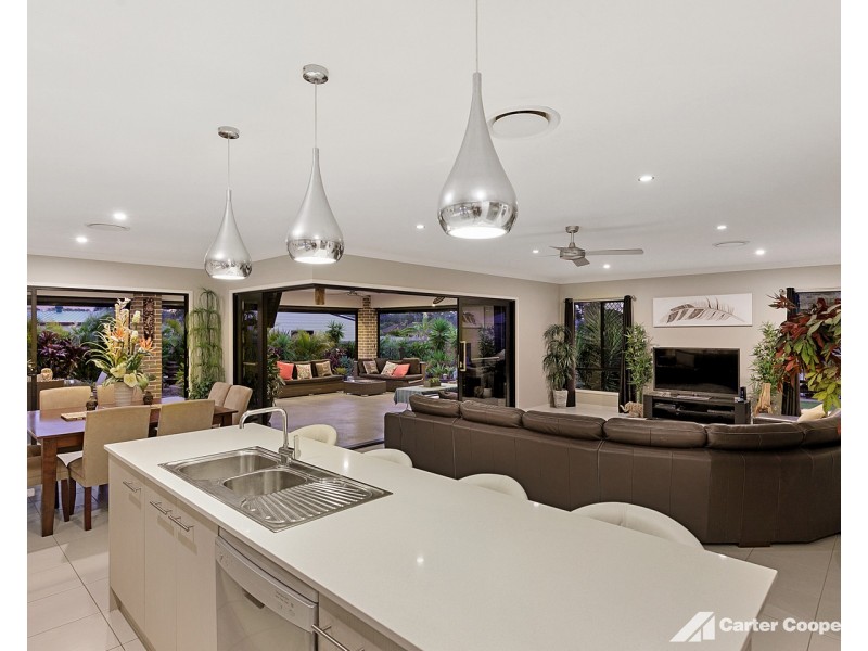 4 Dalbaya Court, Wondunna QLD 4655