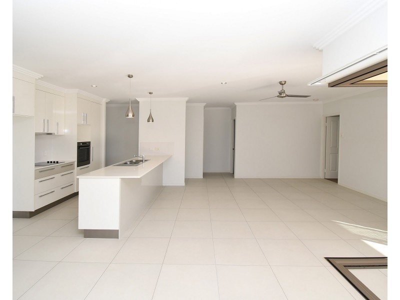 20 Bronte Place, Urraween QLD 4655
