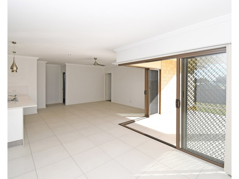 20 Bronte Place, Urraween QLD 4655