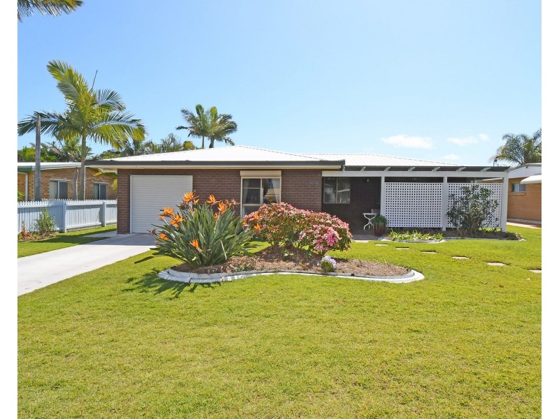 18 Wonga Street, Scarness QLD 4655