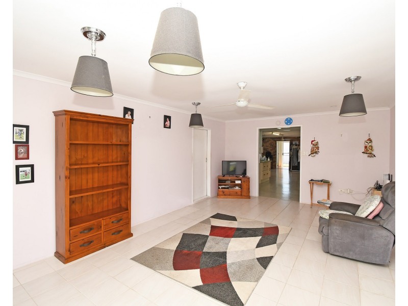 18 Wonga Street, Scarness QLD 4655