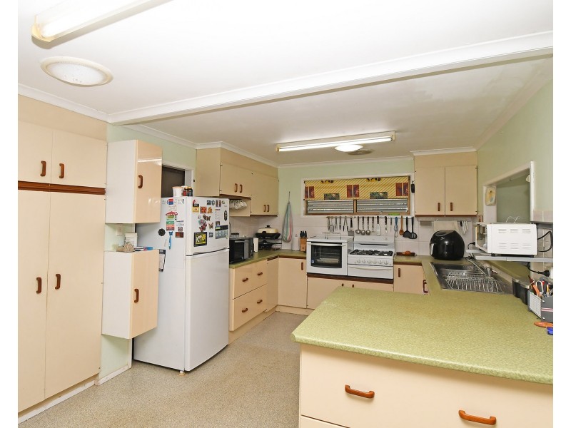 18 Wonga Street, Scarness QLD 4655