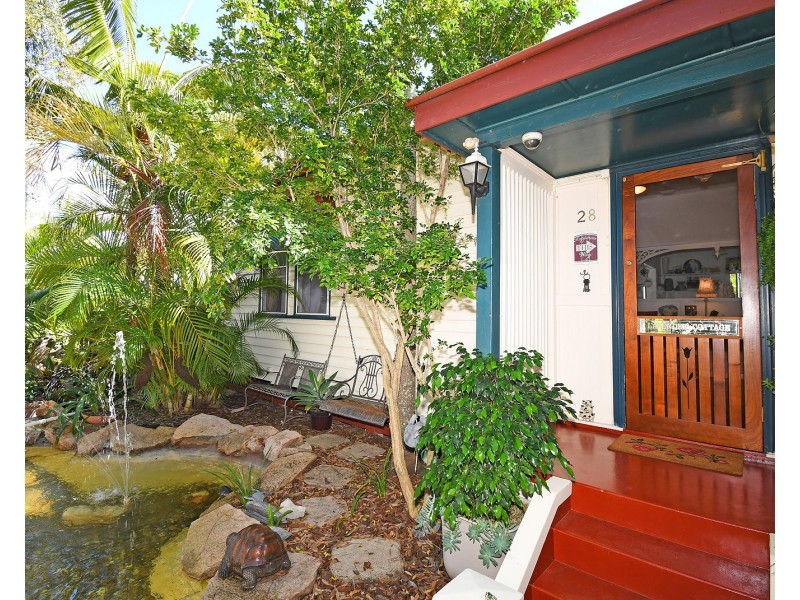 28 Truro Street, Torquay QLD 4655