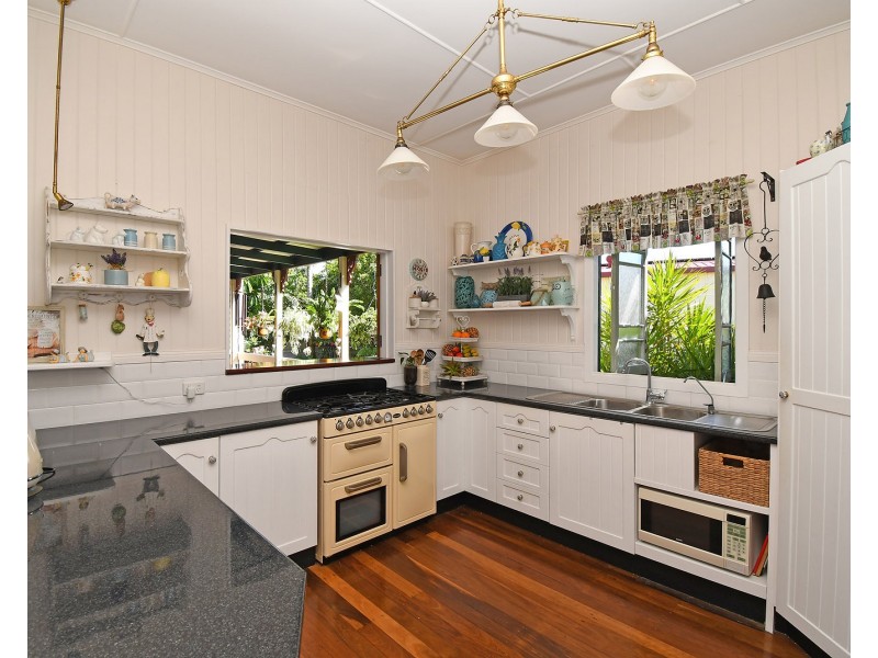 28 Truro Street, Torquay QLD 4655