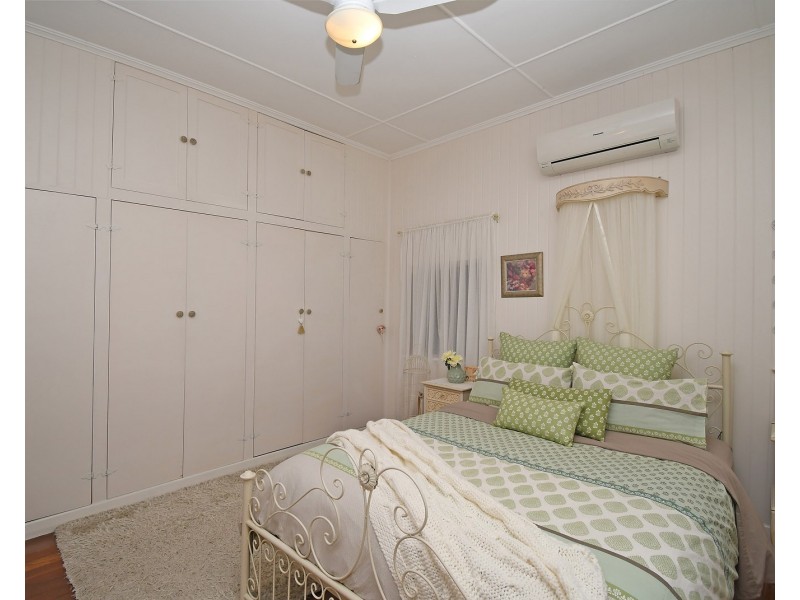 28 Truro Street, Torquay QLD 4655