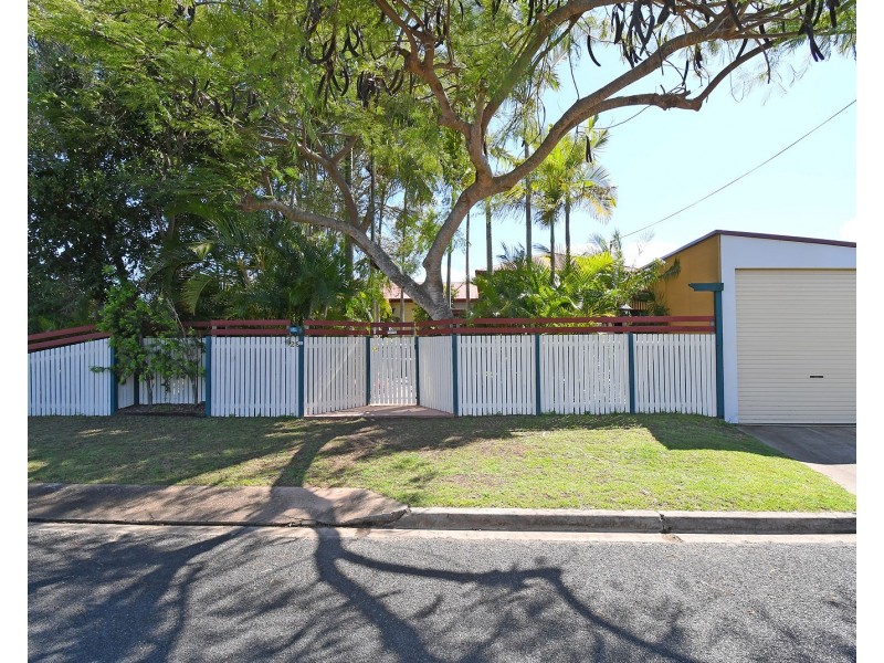 28 Truro Street, Torquay QLD 4655