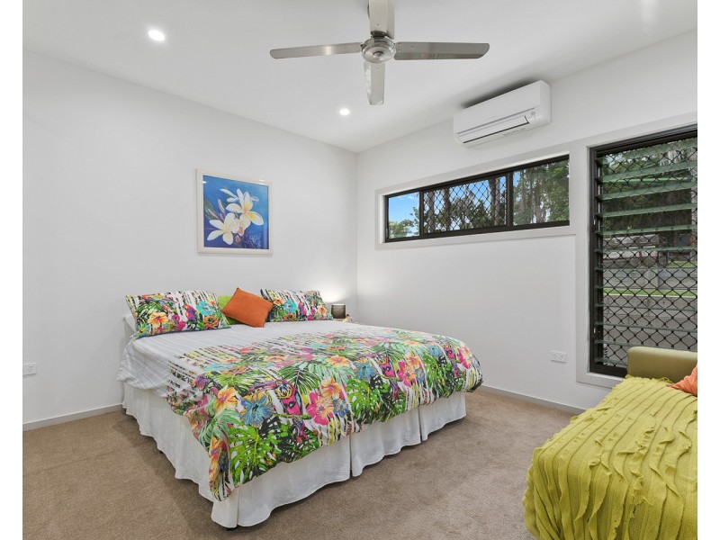 43 Sempfs Road, Dundowran Beach QLD 4655